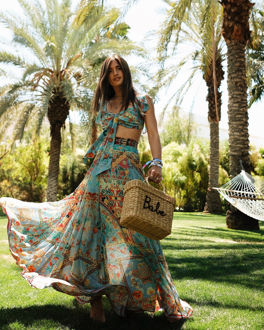 Arriving to the #AmexPlatinum house in Palm Springs... my favorite desert oasis to chill out at before the festival! Make sure you come thru if you’re in the desert! @parkerpalmsprings Sat & Sun 11-5pm. #AmexAmbassador #AmexLife #ShopStyle #MyShopStyle #shopthelook #hemantnandita